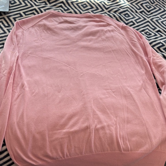 Brooks Brothers Soft Pink V-Neck Sweater - Picture 5 of 6